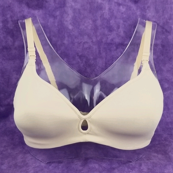 None Other - No brand 34C wireless beige bra